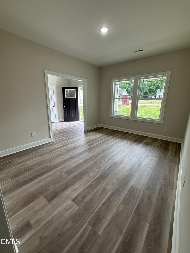 271 Busterfield Ct, Benson, NC 27504