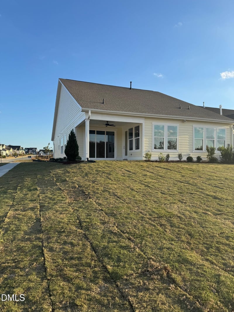 271 Cheerful Ln, Fuquay Varina, NC 27526
