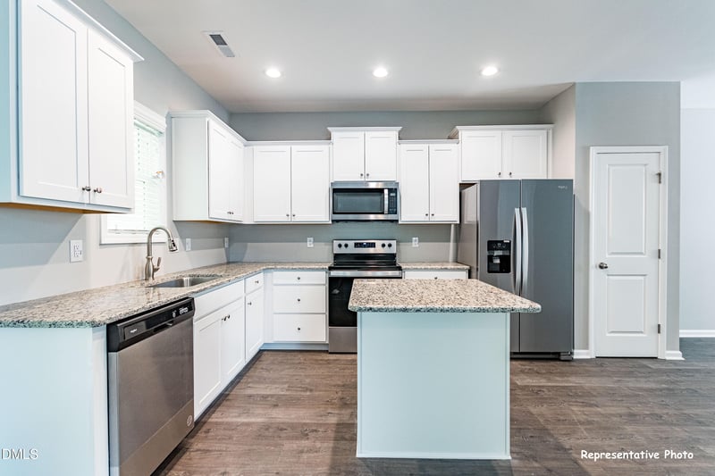 271 Cordgrass Ct, Smithfield, NC 27577