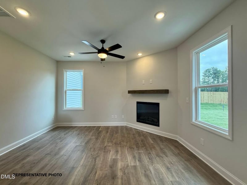 271 Cordgrass Ct, Smithfield, NC 27577