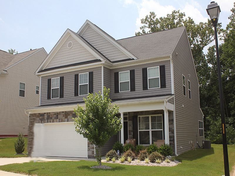271 Genoa Ln, Clayton, NC 27527