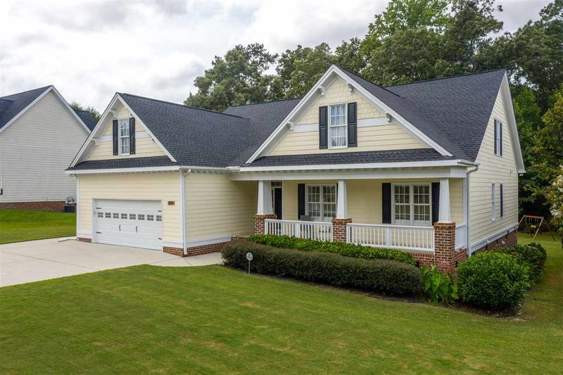 271 Kintyre Dr, Clayton, NC 27520