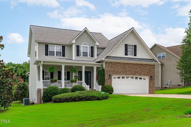 271 Majestic Oak Dr, Garner, NC 27529