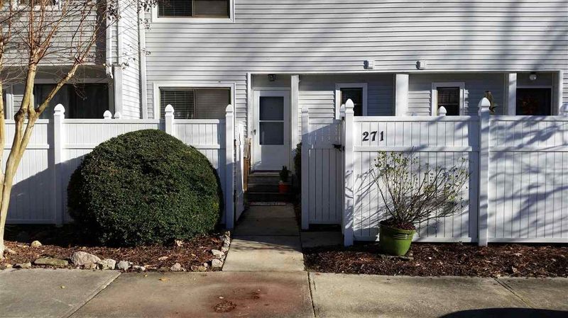 271 Newton Rd, Raleigh, NC 27615