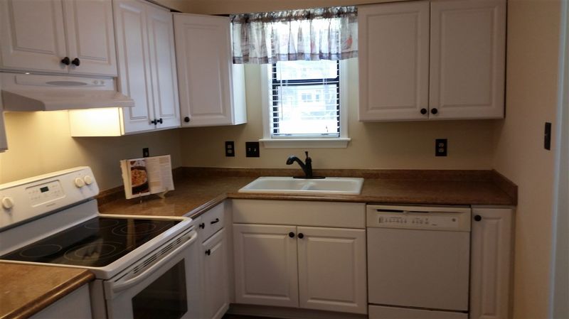 271 Newton Rd, Raleigh, NC 27615