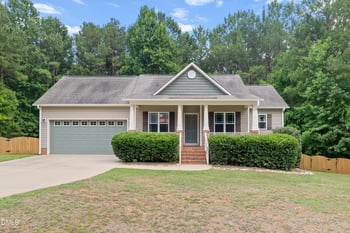 271 Silver Creek Dr, Clayton, NC 27520