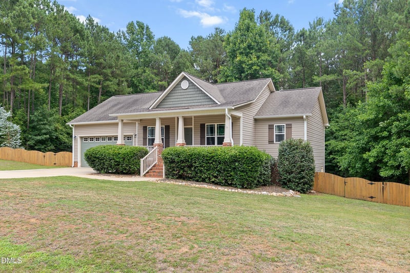 271 Silver Creek Dr, Clayton, NC 27520