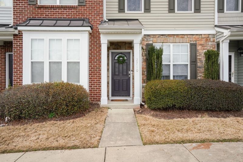 2710 Chilton Pl, Raleigh, NC 27616