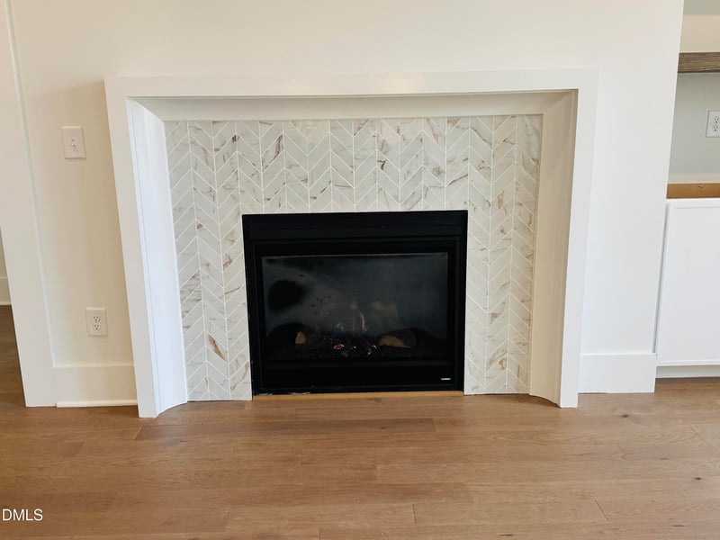 2710 Pathway Dr, Chapel Hill, NC 27516