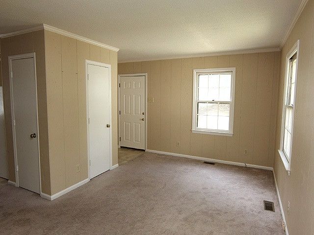 2710 Shaftsbury St, Durham, NC 27704