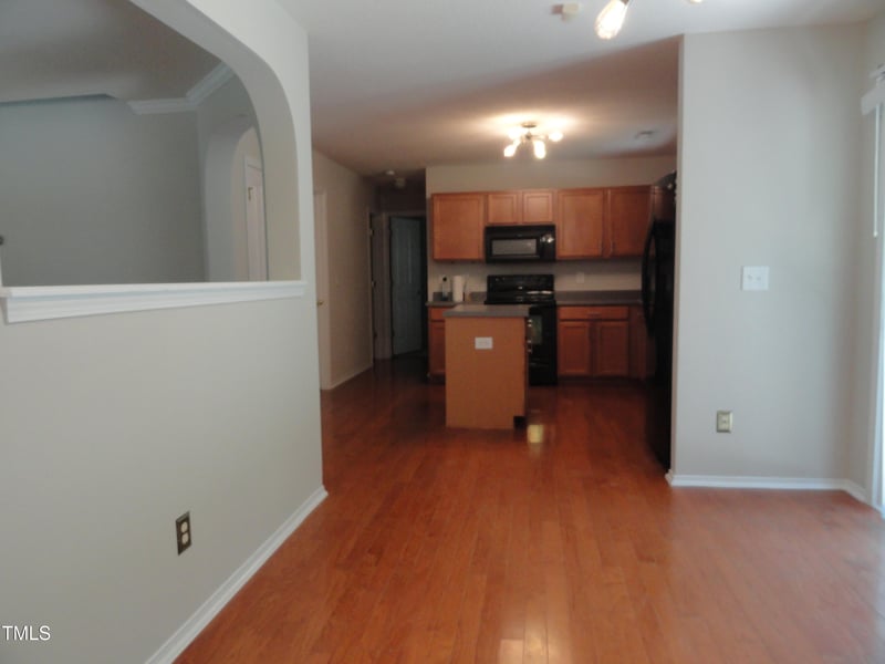 2710 Thoreau Dr, Durham, NC 27703