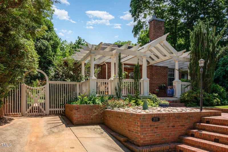 2711 Everett Ave, Raleigh, NC 27607