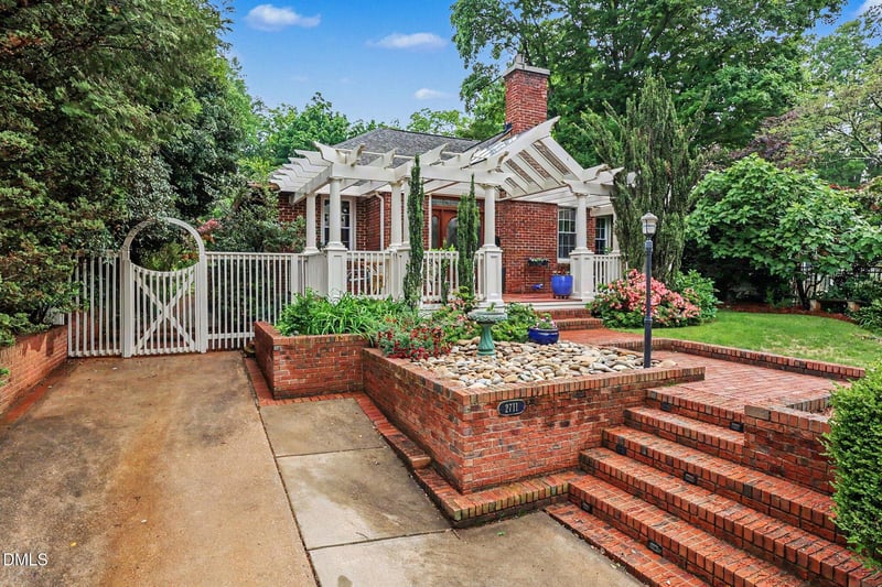 2711 Everett Ave, Raleigh, NC 27607