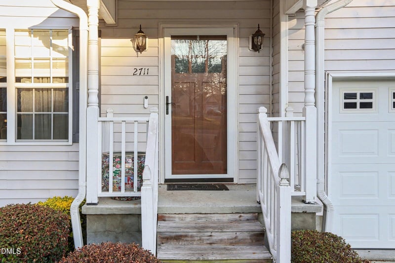 2711 Mortise Ct, Durham, NC 27704