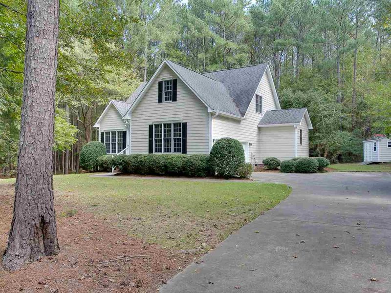 2712 Bernard Cir, Durham, NC 27705