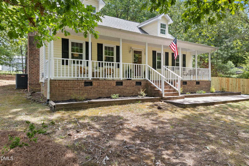 2712 Charwood Pl, Sanford, NC 27330