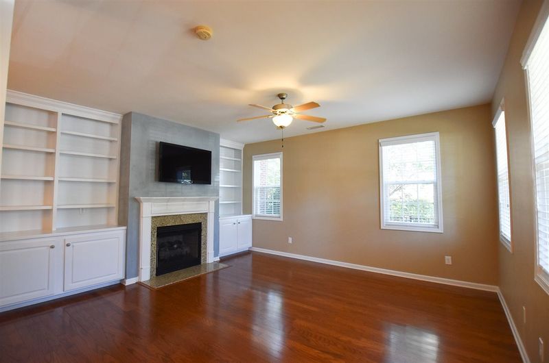 2712 Cloud Mist Cir, Raleigh, NC 27614