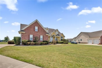 2712 Creekdew Ct, Fayetteville, NC 28306