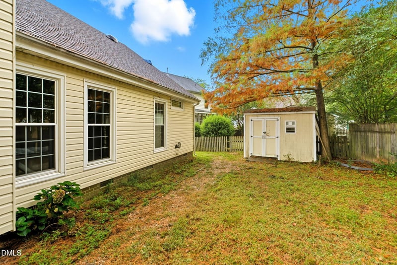 2712 Kempsford Pl, Raleigh, NC 27604