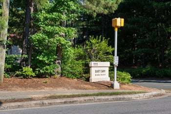 2712 Kempthorne Rd, Cary, NC 27519