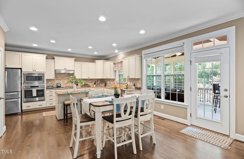 2712 Lake Waccamaw Trl, Apex, NC 27502