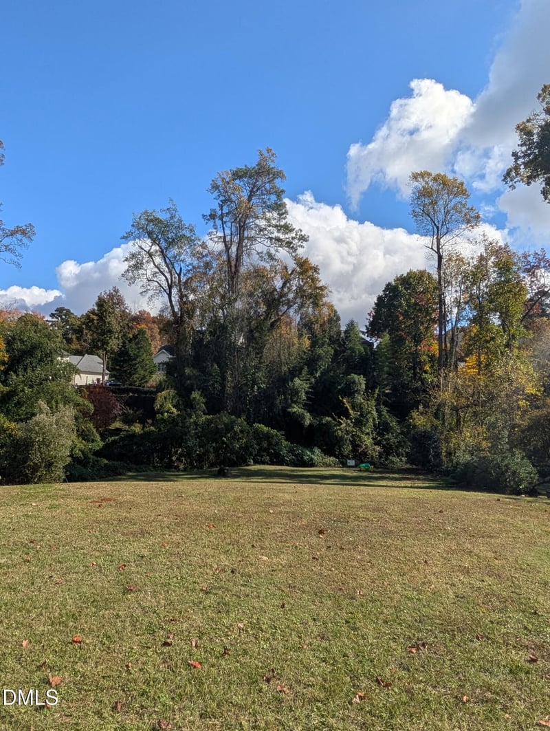 2712 Manning Pl, Raleigh, NC 27608