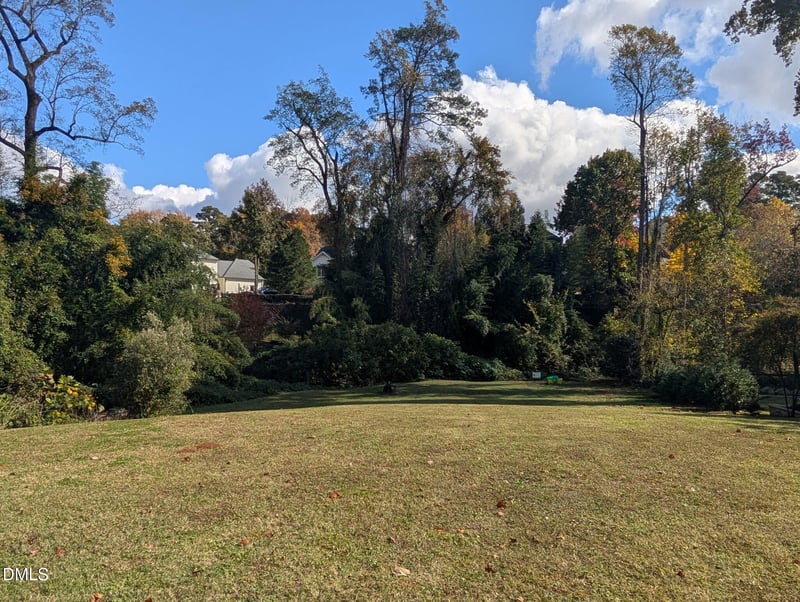 2712 Manning Pl, Raleigh, NC 27608