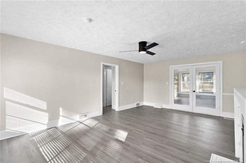 2712 Morganton Rd, Fayetteville, NC 28303