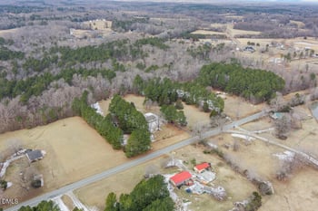 2712 Nc 57 , Hillsborough, NC 27278