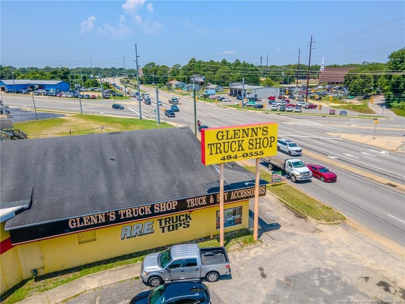 2712 Owen Dr, Fayetteville, NC 28306
