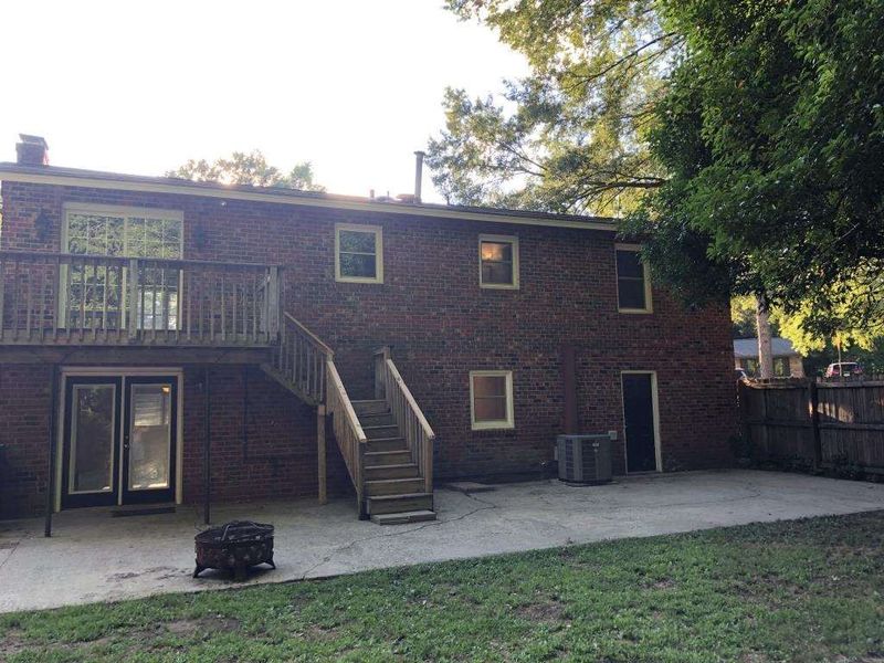 2712 Patrick Rd, Raleigh, NC 27604