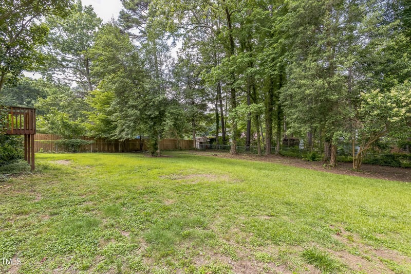 2712 Pebblebrook Dr, Sanford, NC 27330