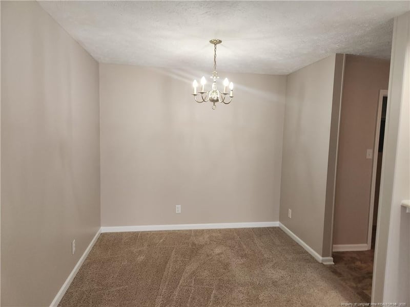 2713-9 Preston Woods Ln #9, Fayetteville, NC 28304