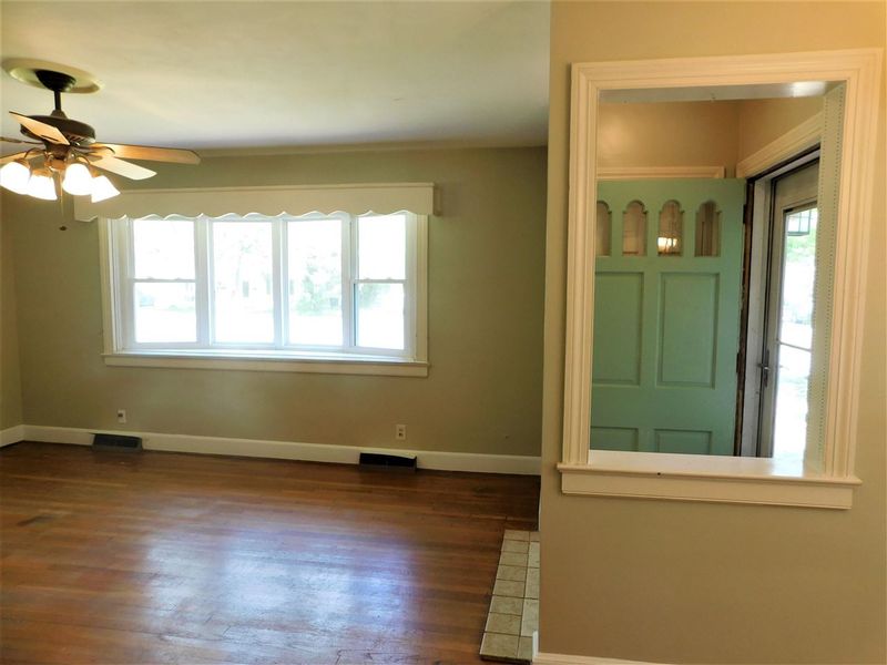2713 Cammie St, Durham, NC 27705