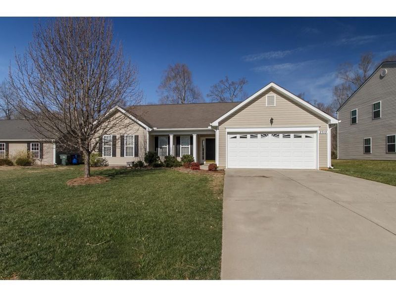 2713 Creek Bend, Graham, NC 27253