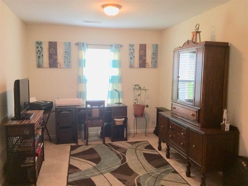 2713 Maybrook Crossing Dr, Raleigh, NC 27610