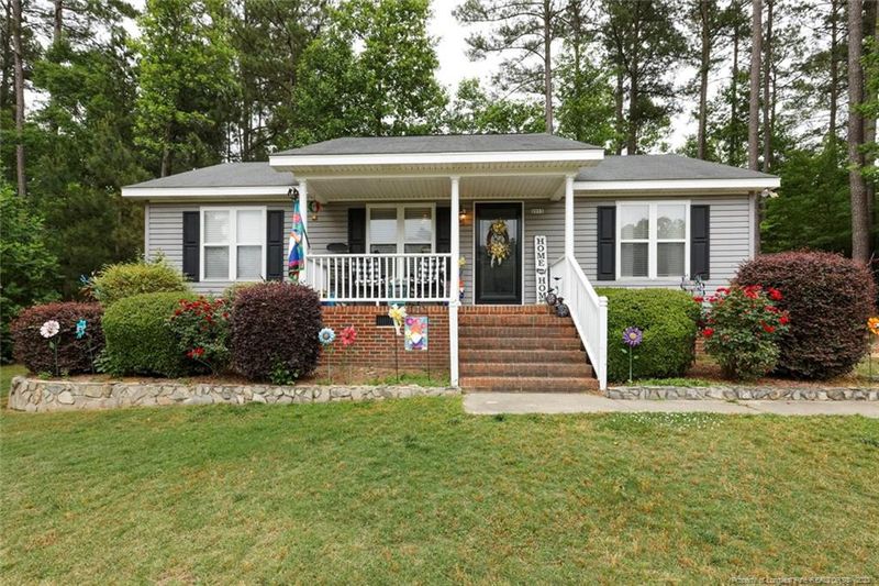 2713 Millstone Ct, Sanford, NC 27330