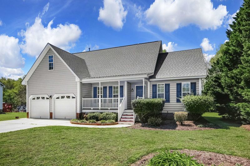 2713 White Rail Dr, Fuquay Varina, NC 27526