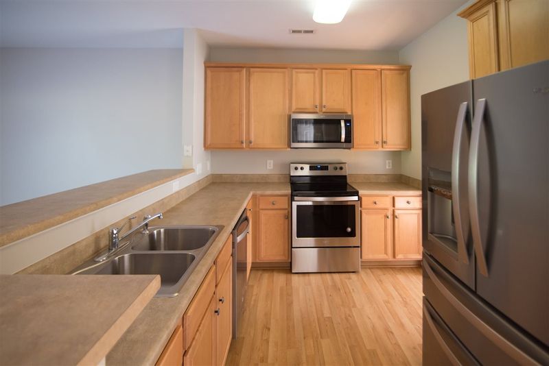 2713 Willow Pines Pl, Raleigh, NC 27614