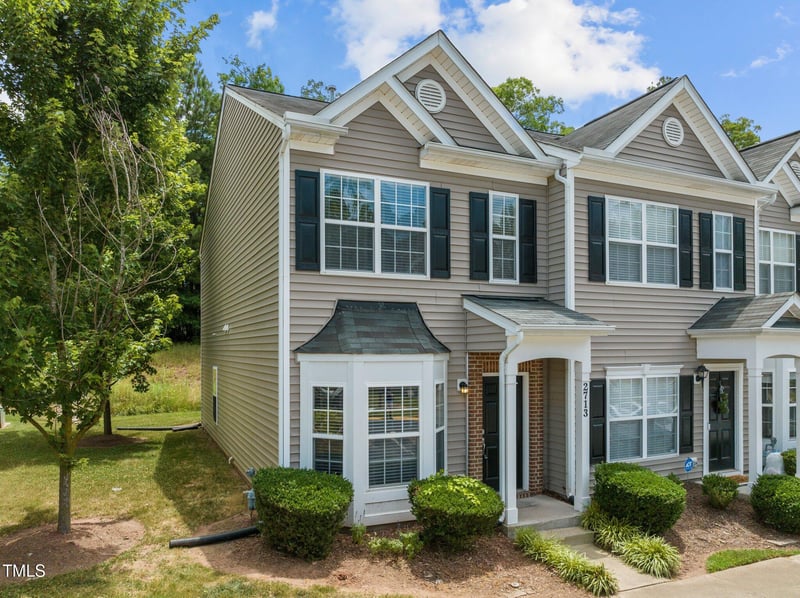2713 Wyntercrest Ln, Durham, NC 27713