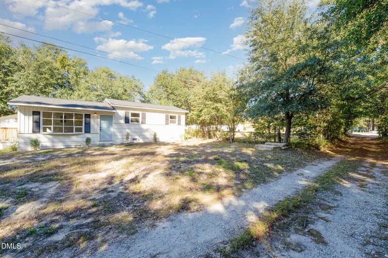 2714 George Owen Rd, Fayetteville, NC 28306