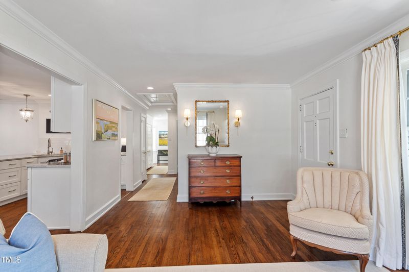 2714 Gordon St, Raleigh, NC 27608