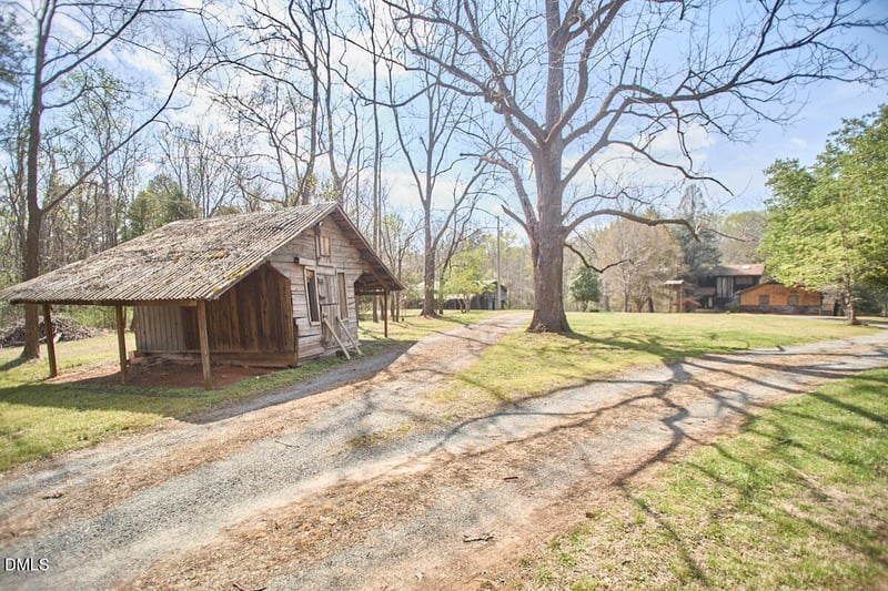 2714 New Hope Church Rd, Chapel Hill, NC 27514