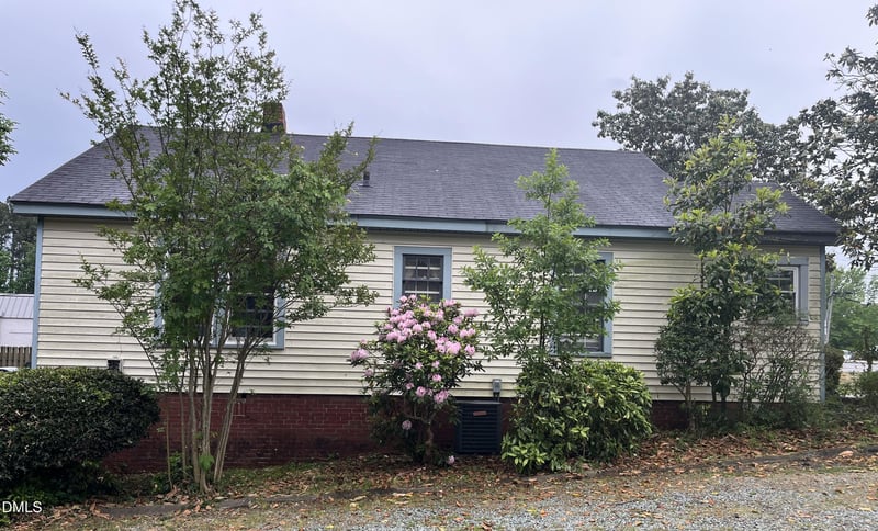 2715 Chapel Hill Rd, Durham, NC 27707
