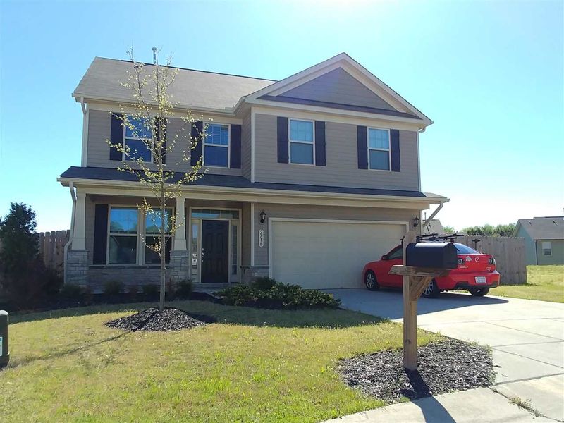 2716 Communion Ct, Raleigh, NC 27610