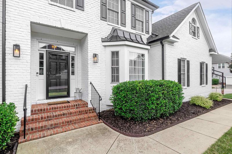 2716 Crystal Oaks Ln, Raleigh, NC 27614
