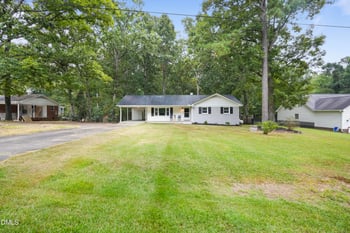 2716 Heather Dr, Sanford, NC 27330