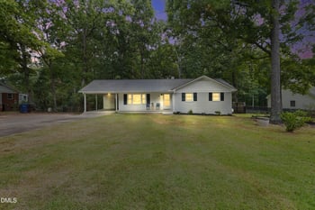 2716 Heather Dr, Sanford, NC 27330