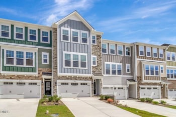 2716 Hunter Woods Dr #631, Apex, NC 27502