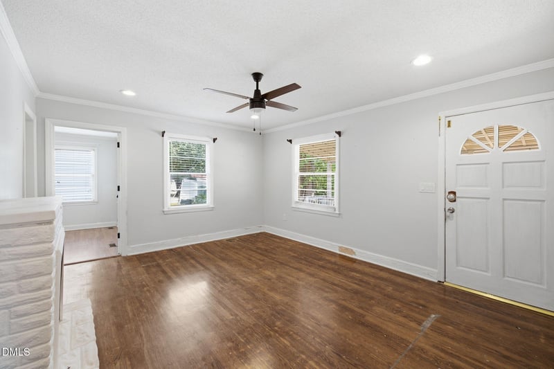 2716 Knowles St, Raleigh, NC 27603